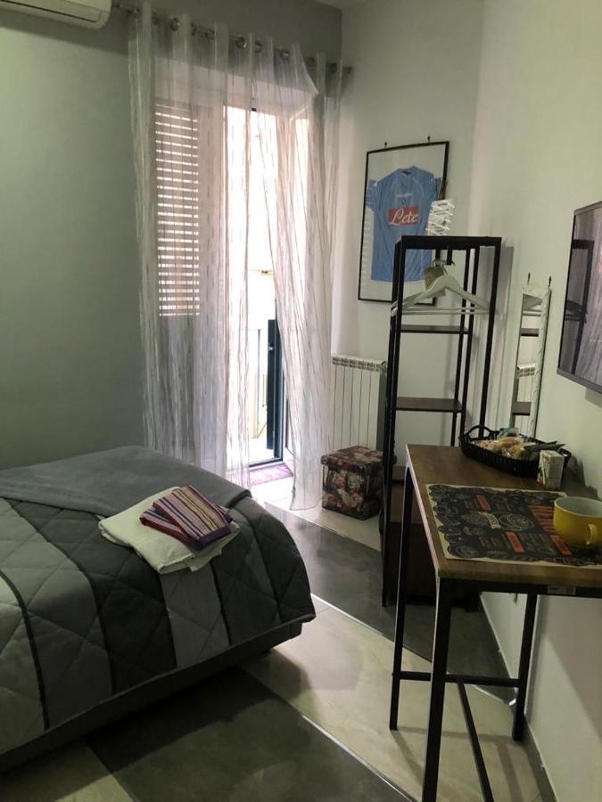 B&B Michela Napoli Eksteriør billede